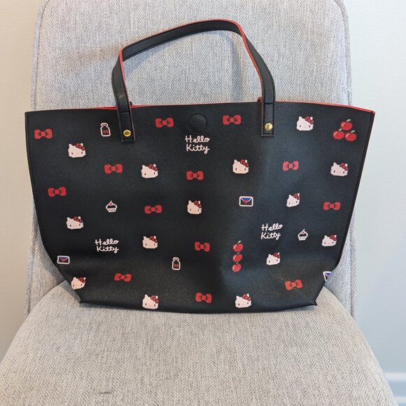 Hello Kitty x Space Invaders Tote Bag (Collaboration) - Excellent Condition - Picture 3 of 11